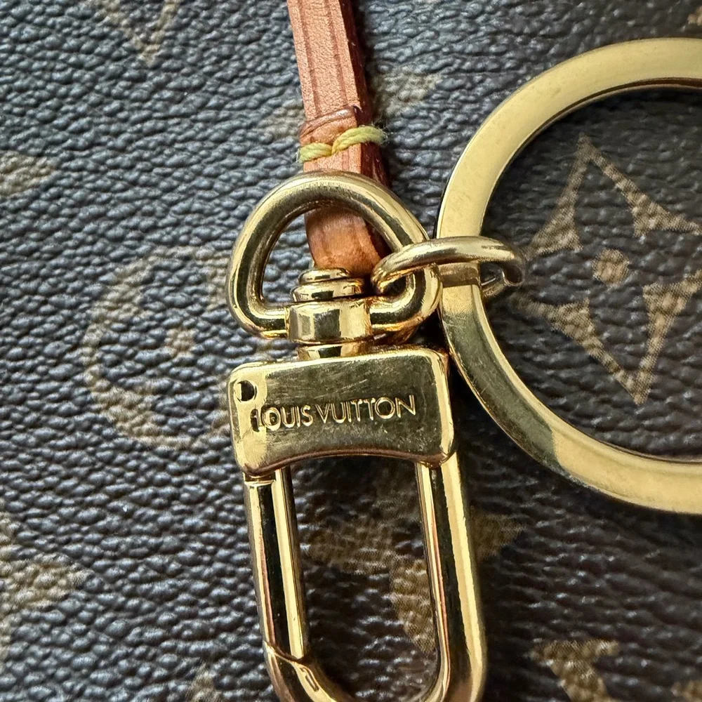 Louis Vuitton Brown Monogram Shoulder Bag - Picture 6 of 16